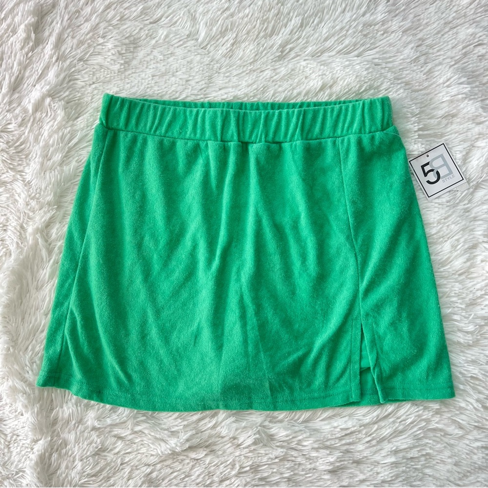 5B Style Green Terry Cloth Skort – Size Large